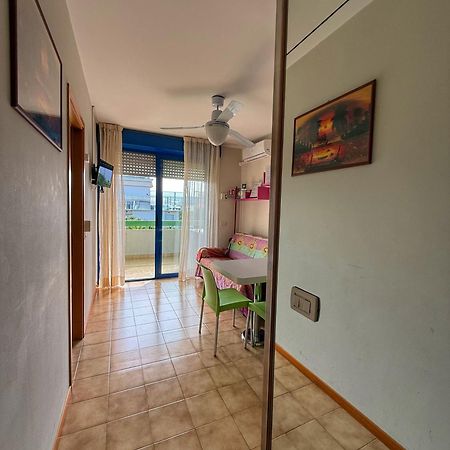 Grazioso Appartamento N 66 A Bibione A 100 Mt Dal Mare 外观 照片