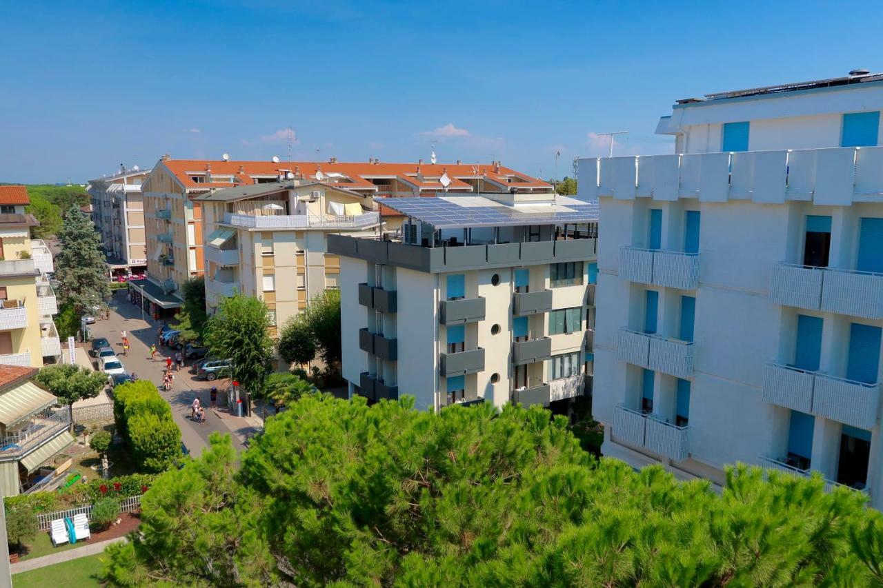 Grazioso Appartamento N 66 A Bibione A 100 Mt Dal Mare 外观 照片